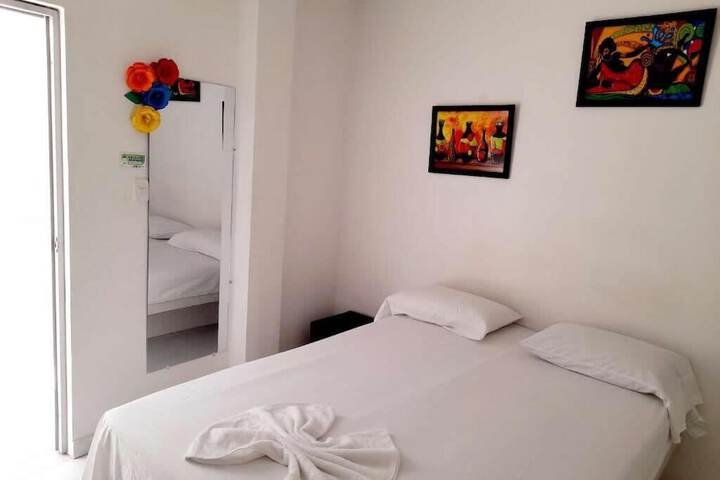 Room 3 of 20