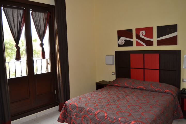 Room 3 of 50