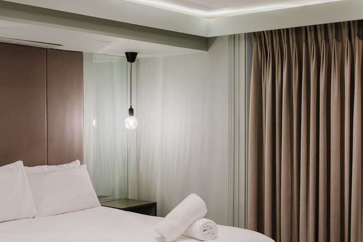 Room 84 of 263