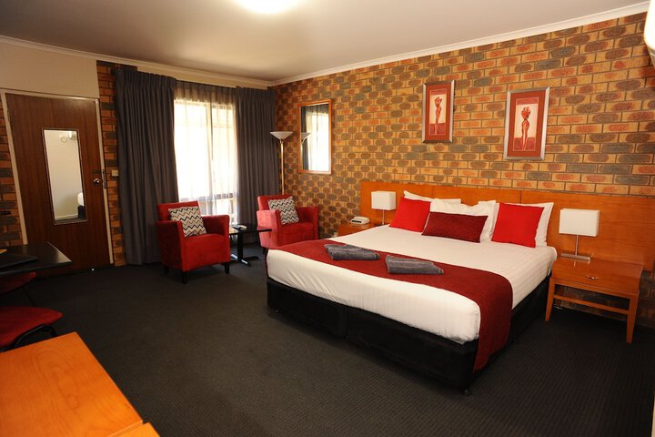 Room 10 of 75