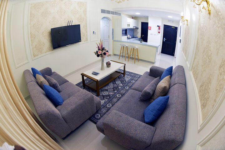 Room 27 of 47