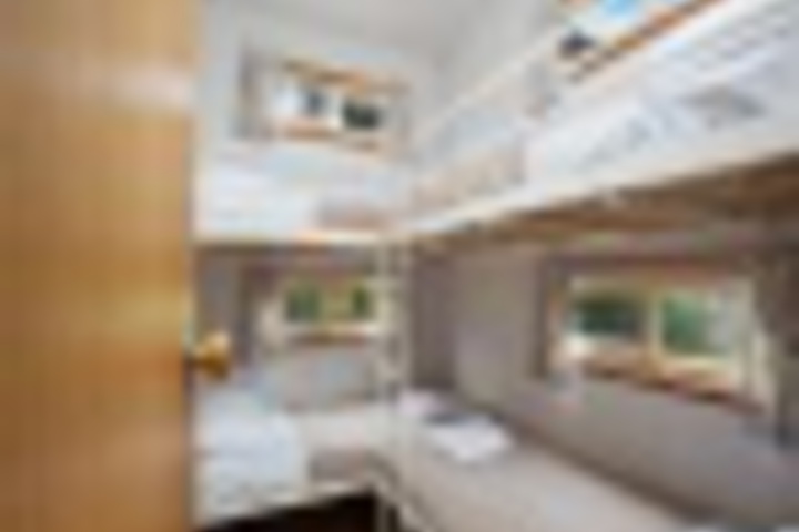 Room 277 of 406