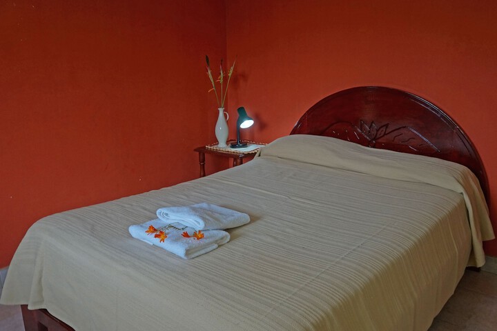 Room 5 of 50