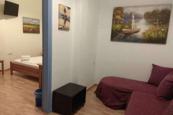 Room 7 of 70