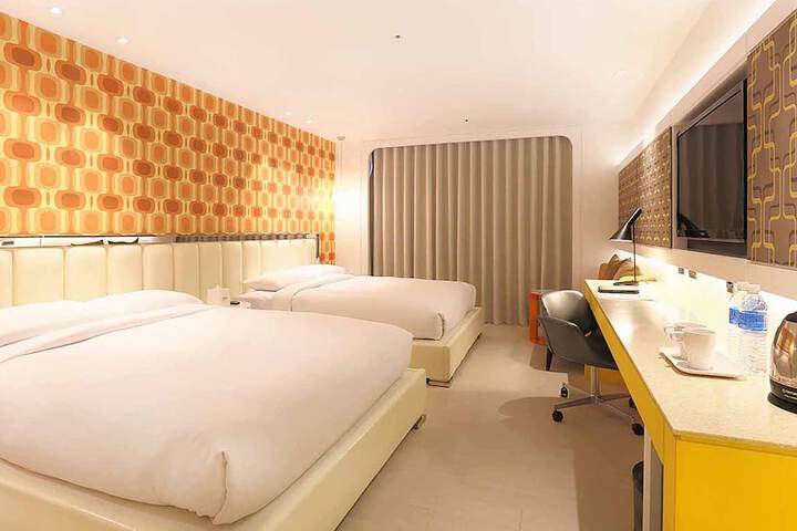 Room 6 of 29