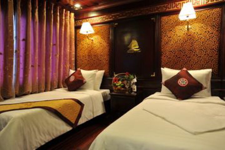 Room 4 of 64