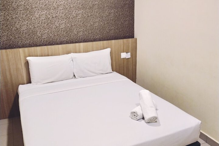 Room 26 of 37