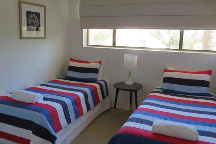 Room 4 of 69