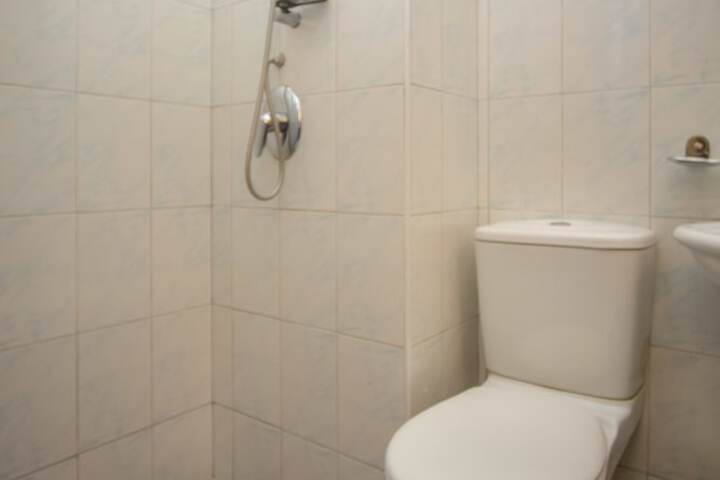 Room 34 of 58
