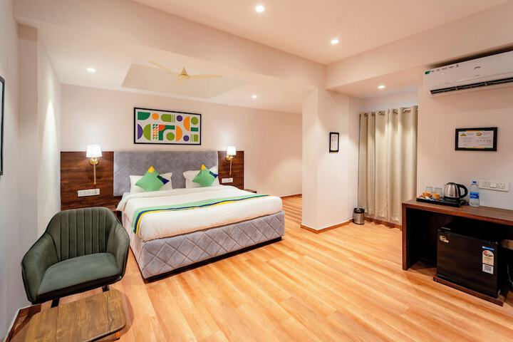 Treebo Premium Omni Residency