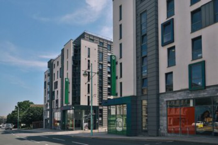Hotel 10 of 93