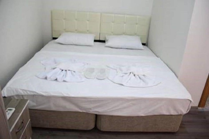 Room 21 of 54