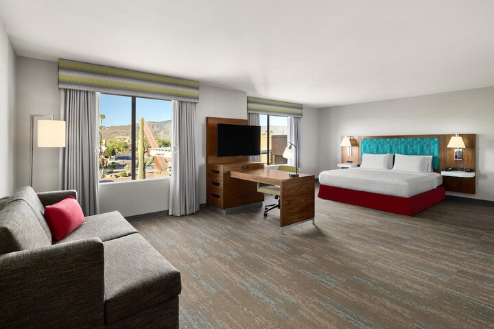 Room 40 of 65