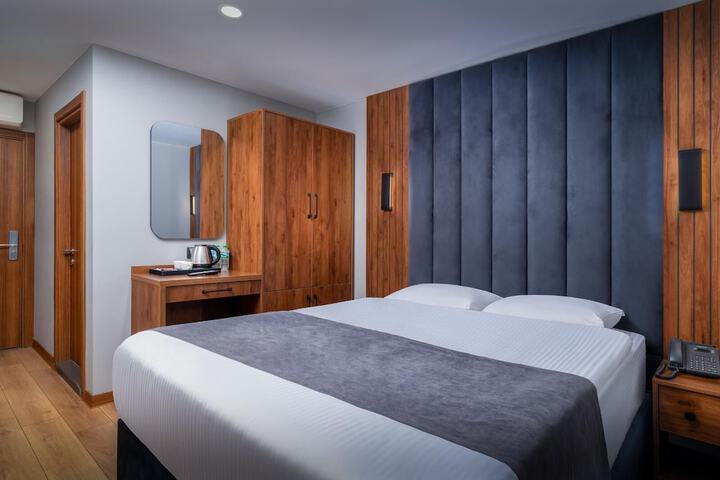 Room 22 of 50