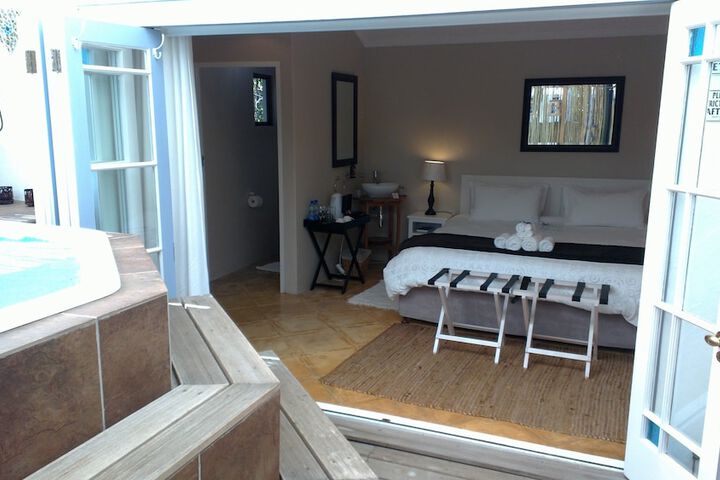 Room 5 of 67