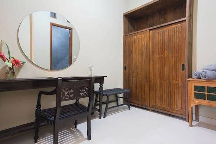 Room 77 of 165