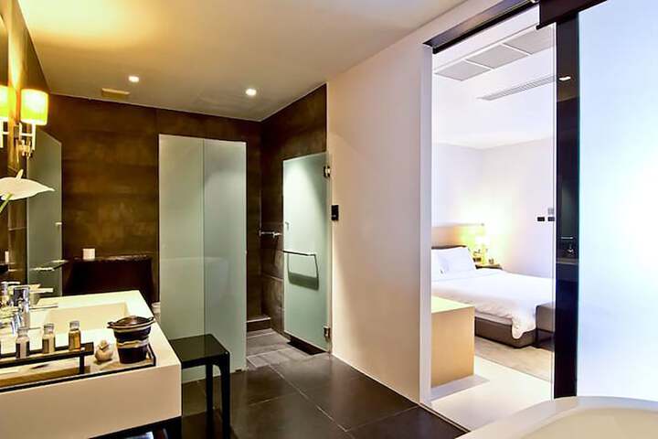 Room 20 of 36