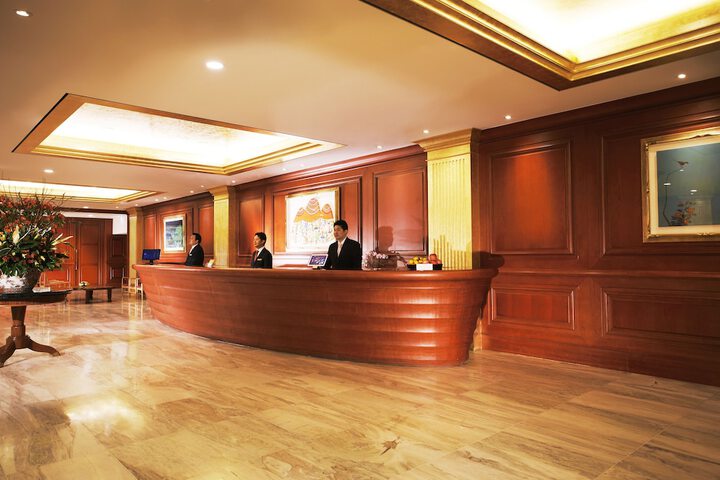 Guest Lobby