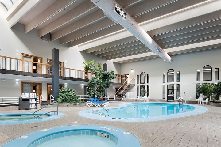 Pool 11 of 29