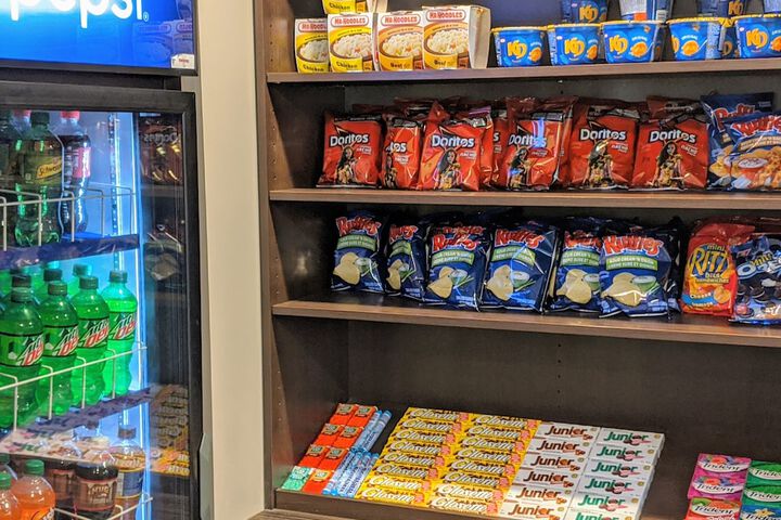 Snack bar