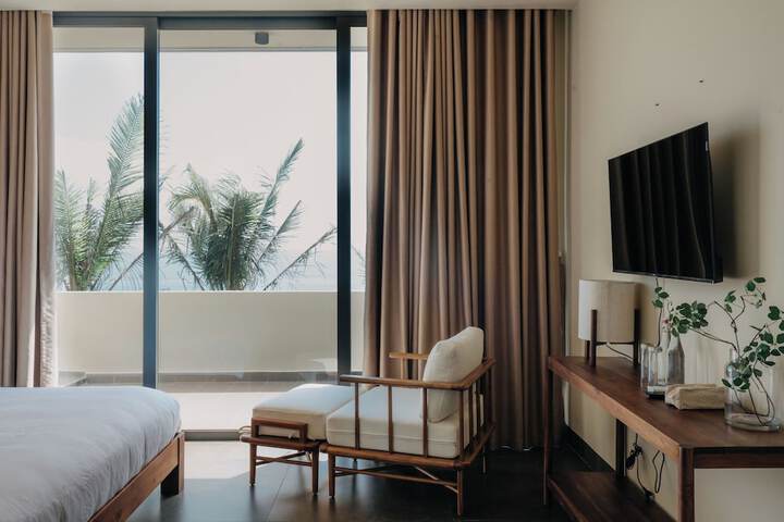 Room 4 of 34