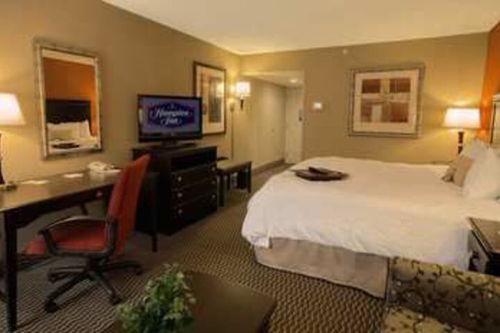 Room 15 of 27