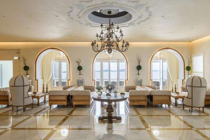 Lobby Photos