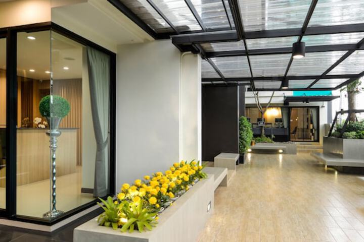 Terrace/Patio 61 of 71