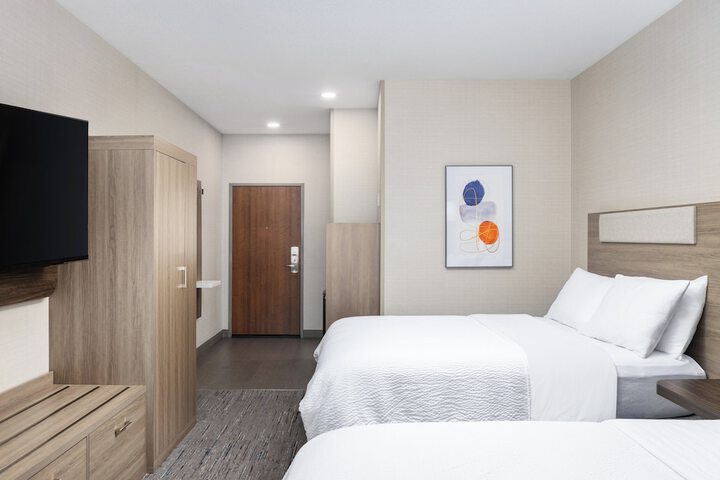 Room 10 of 56