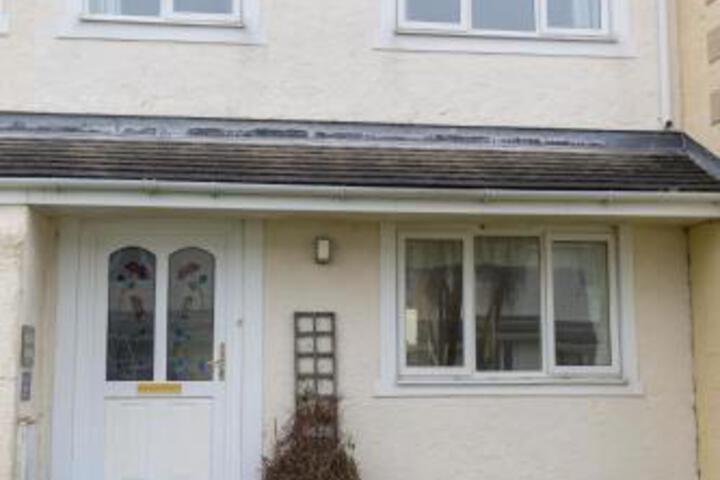 Exterior of Alana House