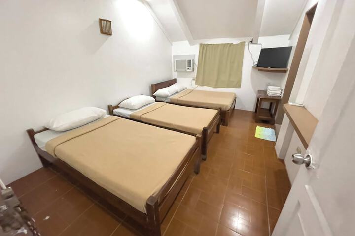 Room 43 of 72