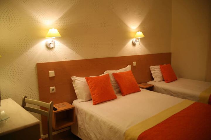 Room 3 of 21