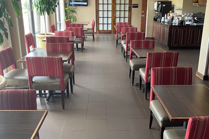 Breakfast/Coffee Service 27 of 30