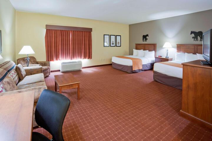 1 King Bed (30 of 62)