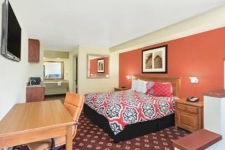 Room 110 of 128
