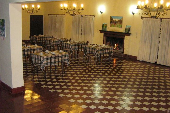 Ballroom/Hall 53 of 112
