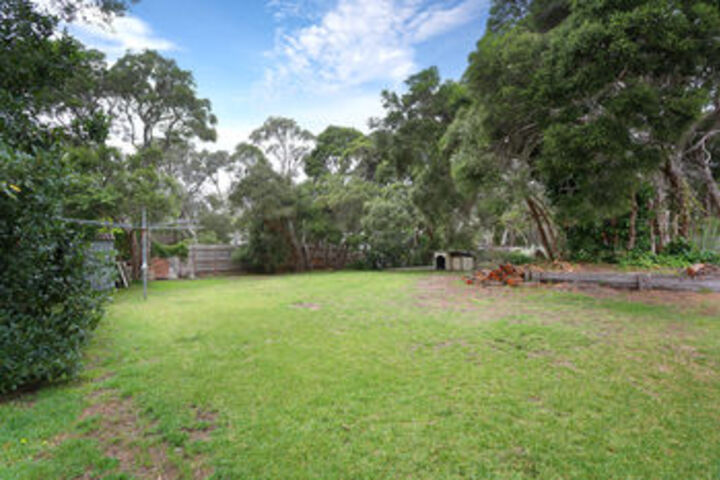 Property Grounds 10 of 12