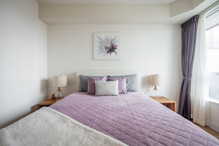 Room 43 of 279