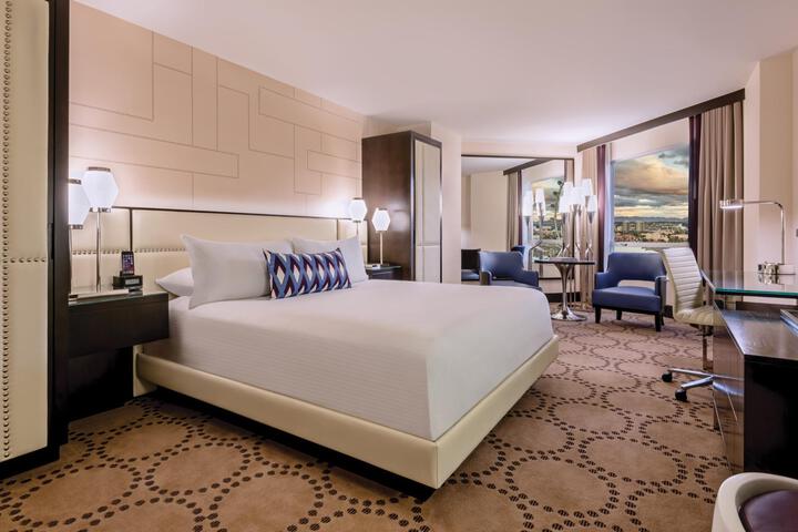 Valley Deluxe Room 1 King (15 of 41)