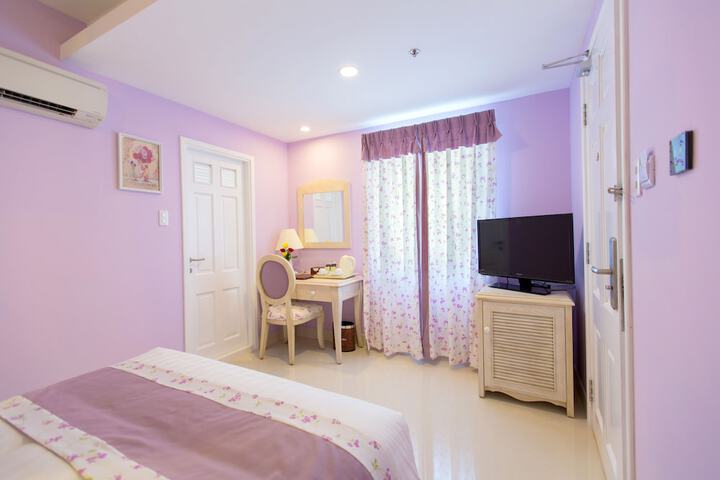 Room 19 of 51