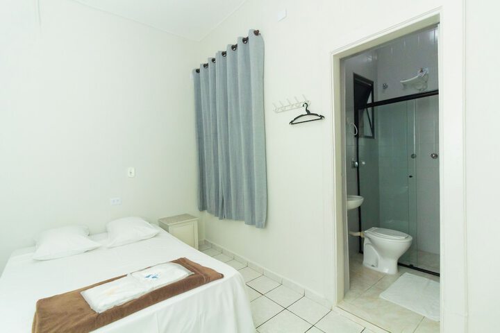 Room 80 of 107