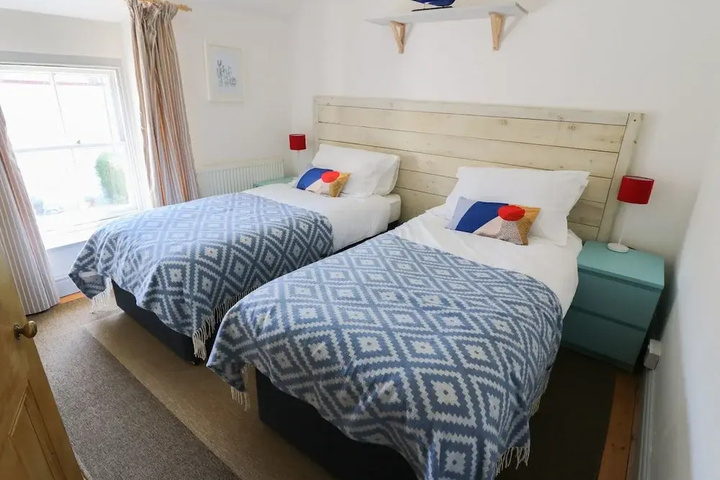 Room 3 of 14