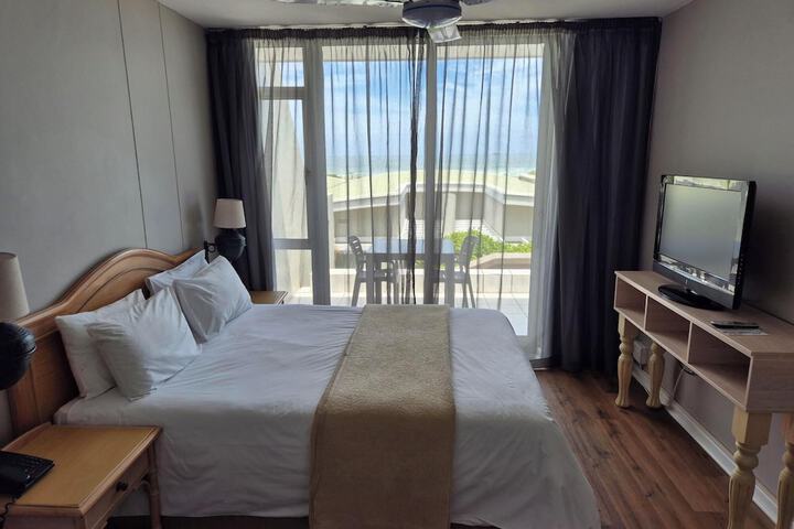 Room 8 of 47