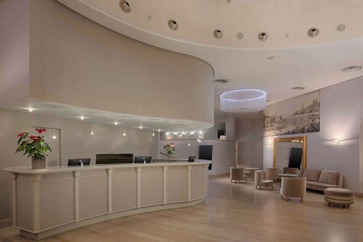Guest Lobby