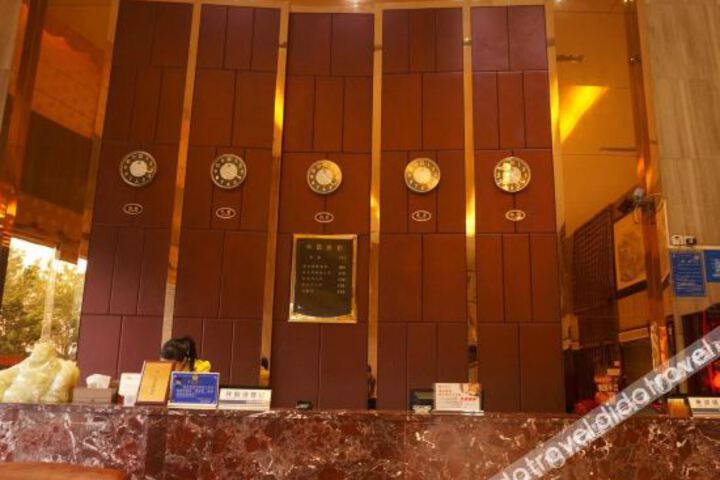 Hotel Interior 9 of 23