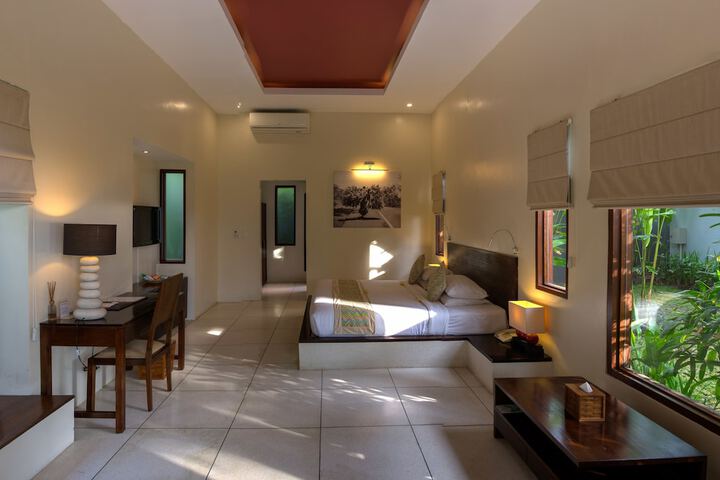 Room 5 of 42