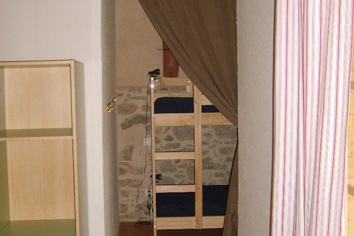 Room 2 of 5