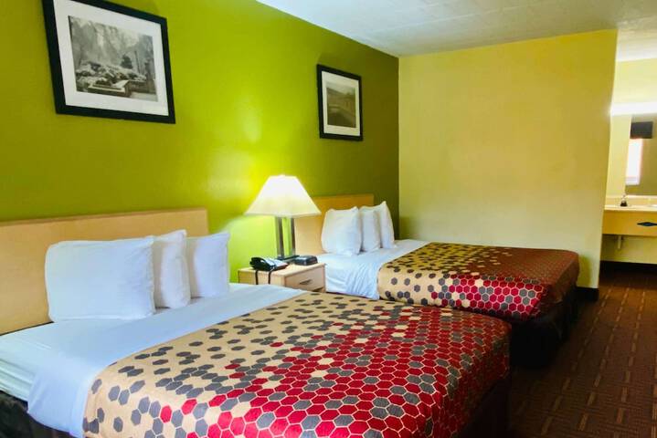 2 Double Beds (2 of 6)
