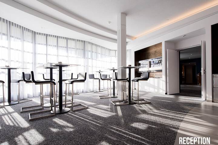 Hotel Interior 4 of 43