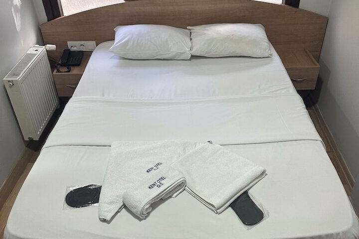 Room 3 of 19